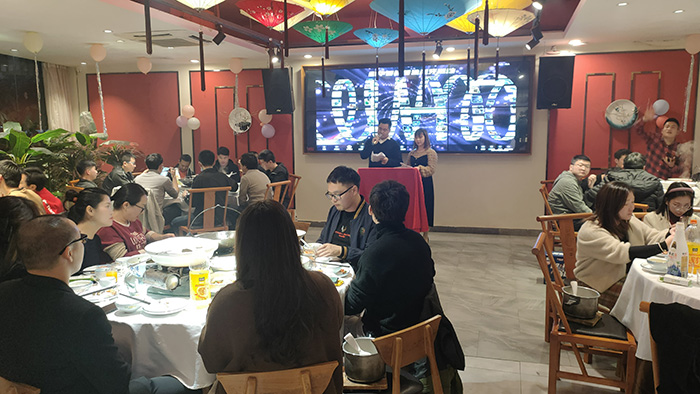 自動鎖螺絲機.jpg 自動鎖螺絲機.jpg