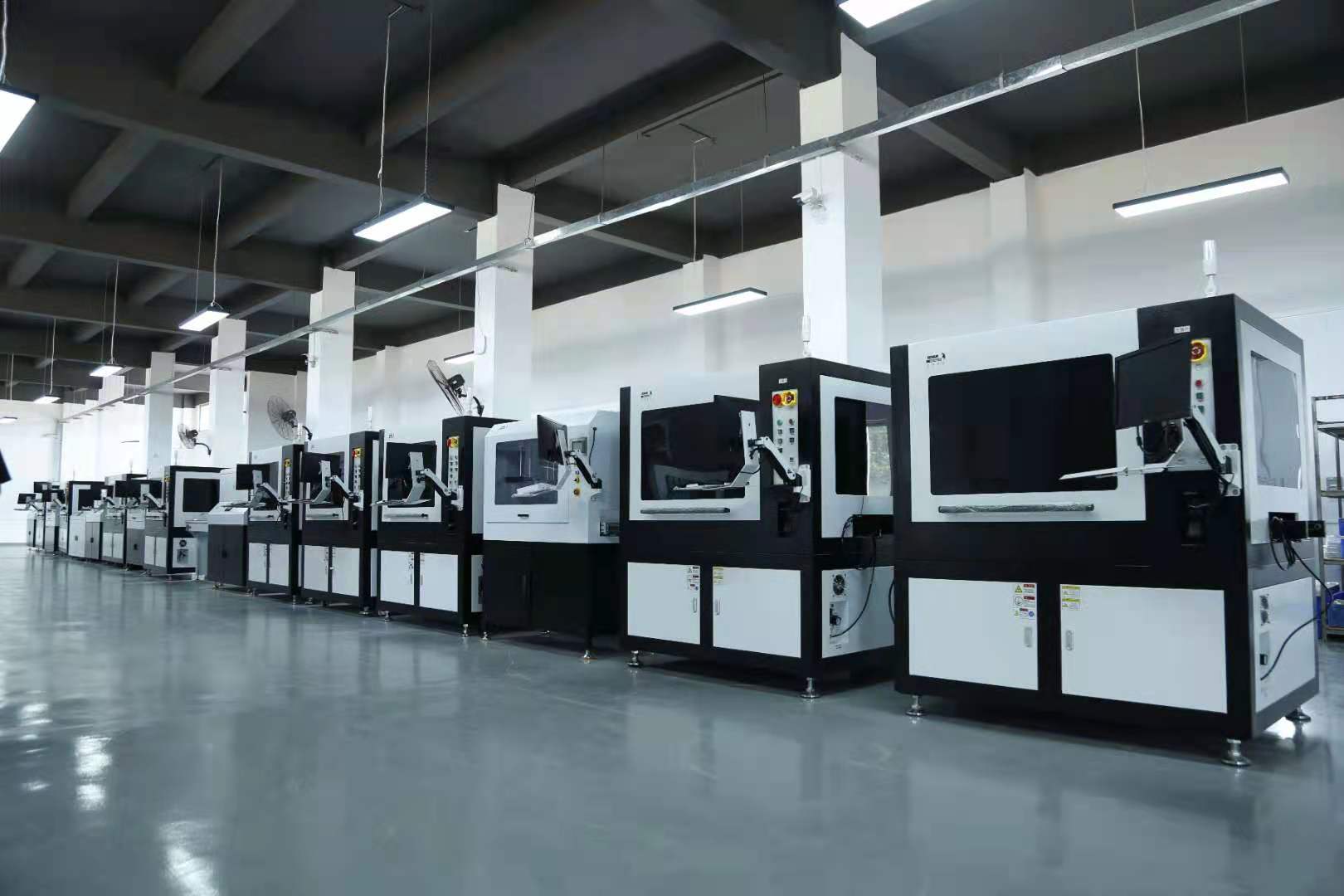 非接觸式點膠機.jpg 非接觸式點膠機.jpg